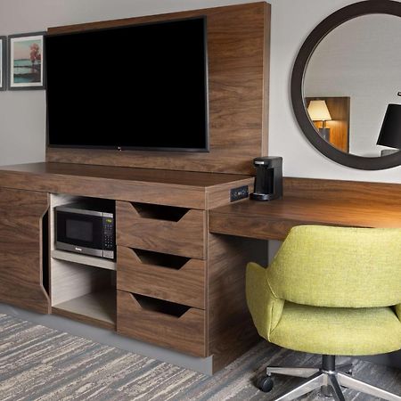 Hampton Inn Cleveland-Airport/Tiedeman Road Brooklyn Екстериор снимка