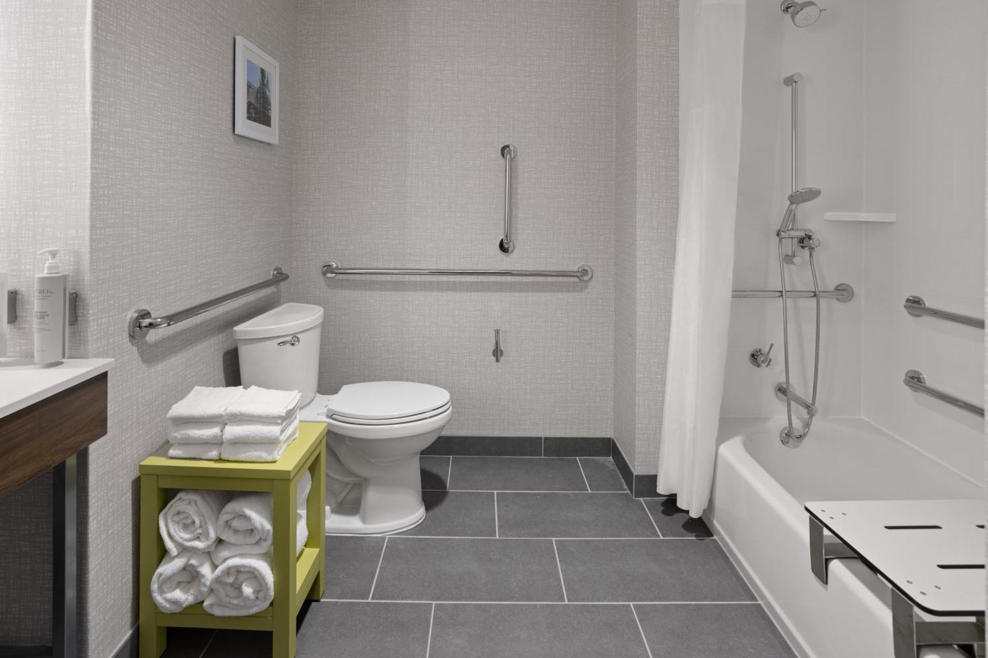 Hampton Inn Cleveland-Airport/Tiedeman Road Brooklyn Екстериор снимка