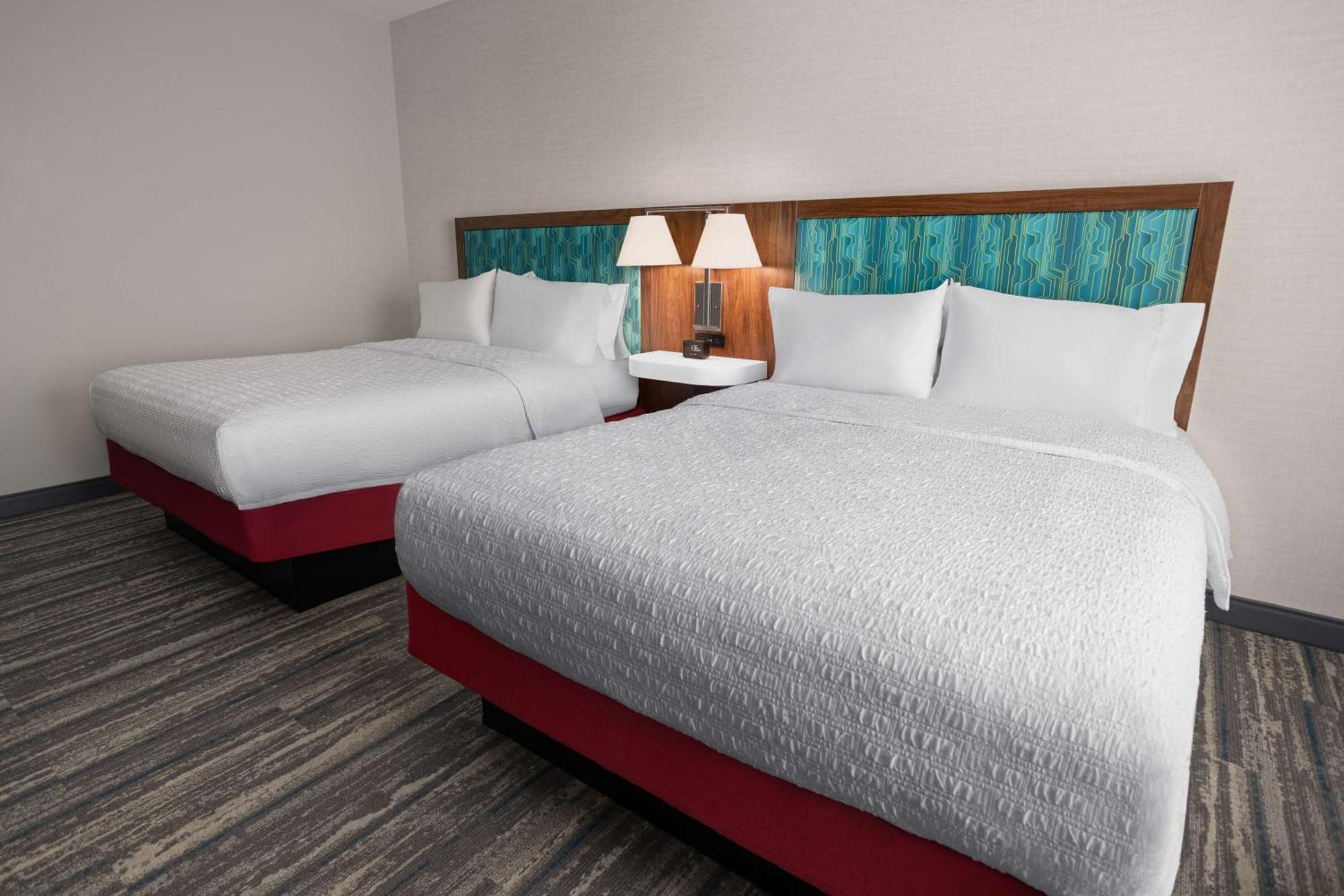 Hampton Inn Cleveland-Airport/Tiedeman Road Brooklyn Екстериор снимка