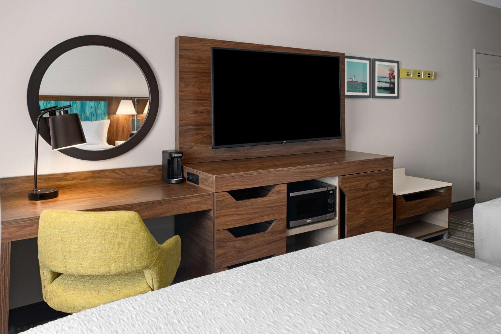 Hampton Inn Cleveland-Airport/Tiedeman Road Brooklyn Екстериор снимка