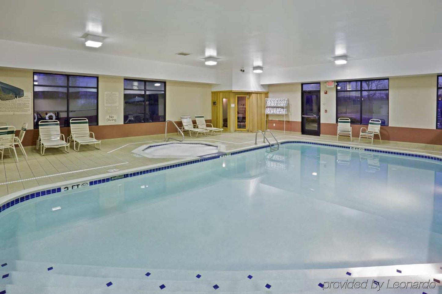 Hampton Inn Cleveland-Airport/Tiedeman Road Brooklyn Съоръжения снимка
